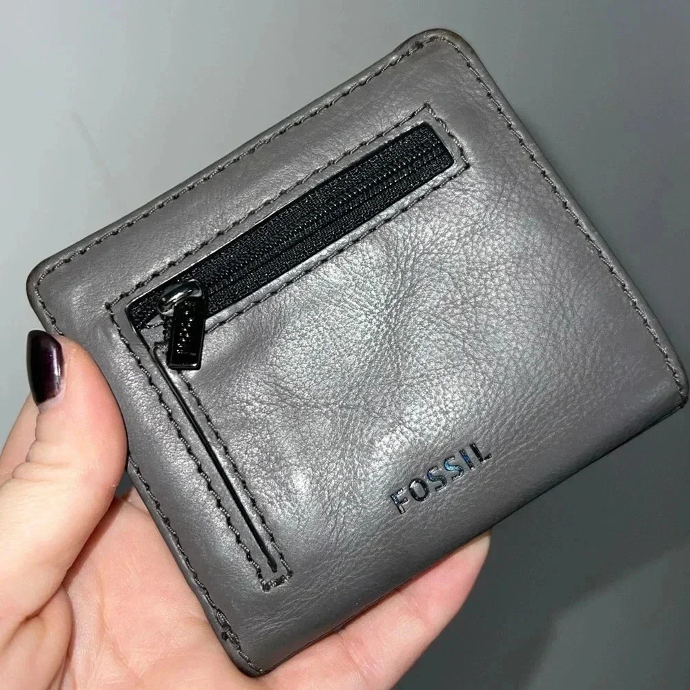 FOSSIL GRAY STUDDED WALLET